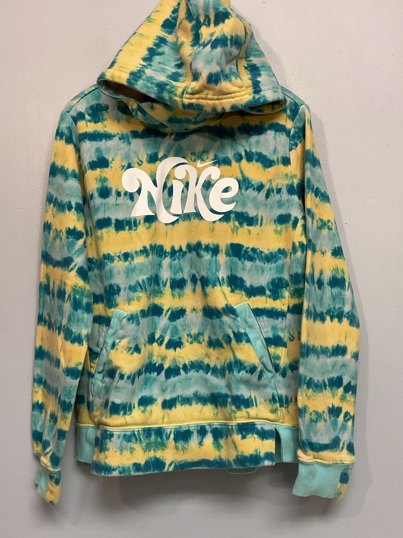 Nike Size 12 Aqua Cotton Big Girls Sweaters & Vests
