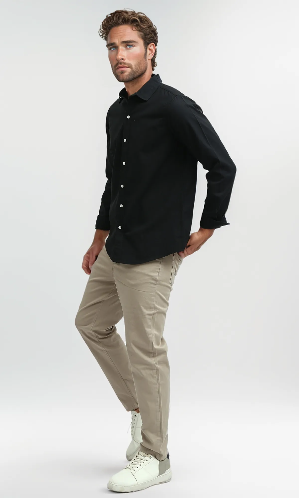 O188519  Solid Long Sleeves Casual Black Buttoned Shirt