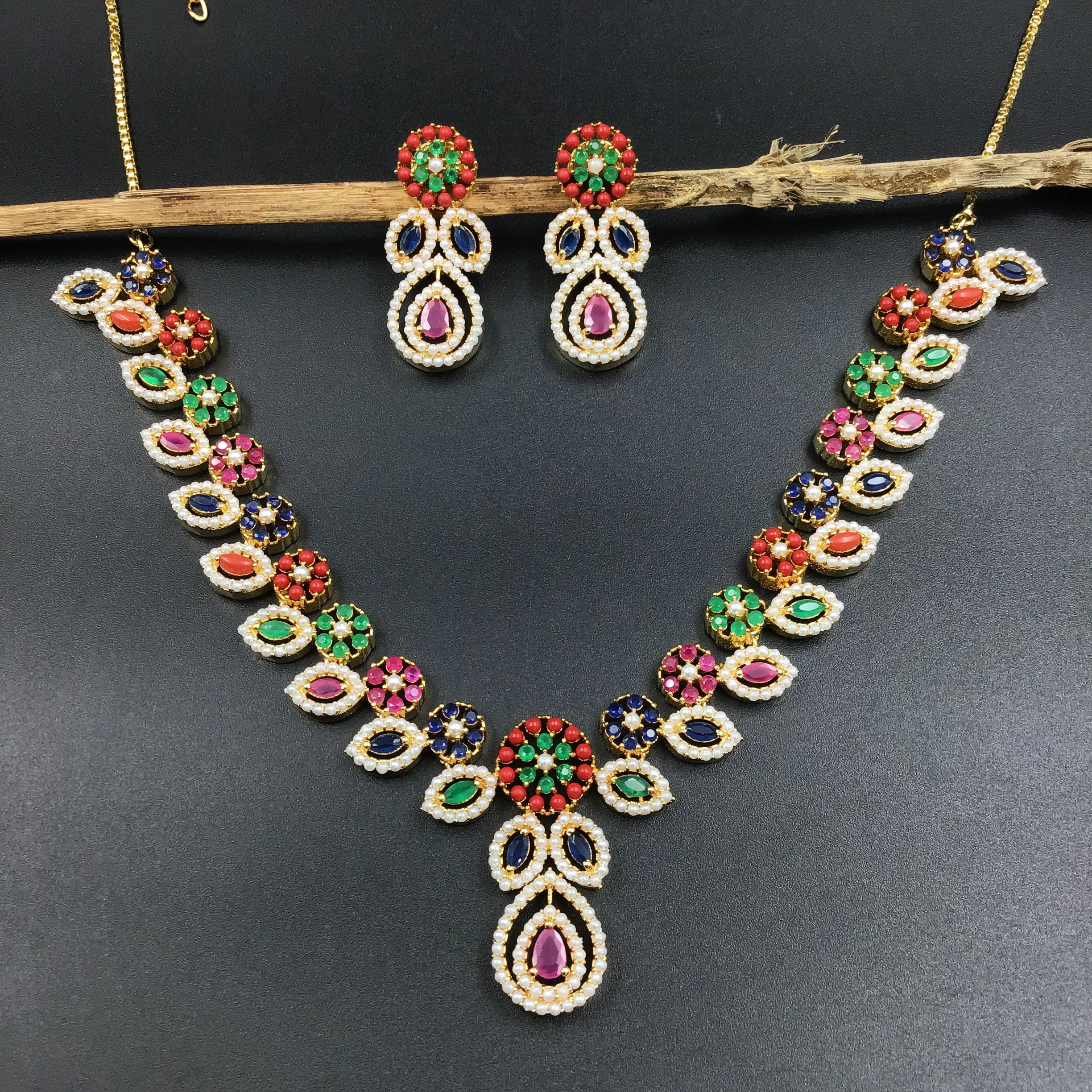 Round Neck Jadau Necklace Set 5991-65