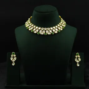 Round Neck Kundan Necklace Set 13042-34